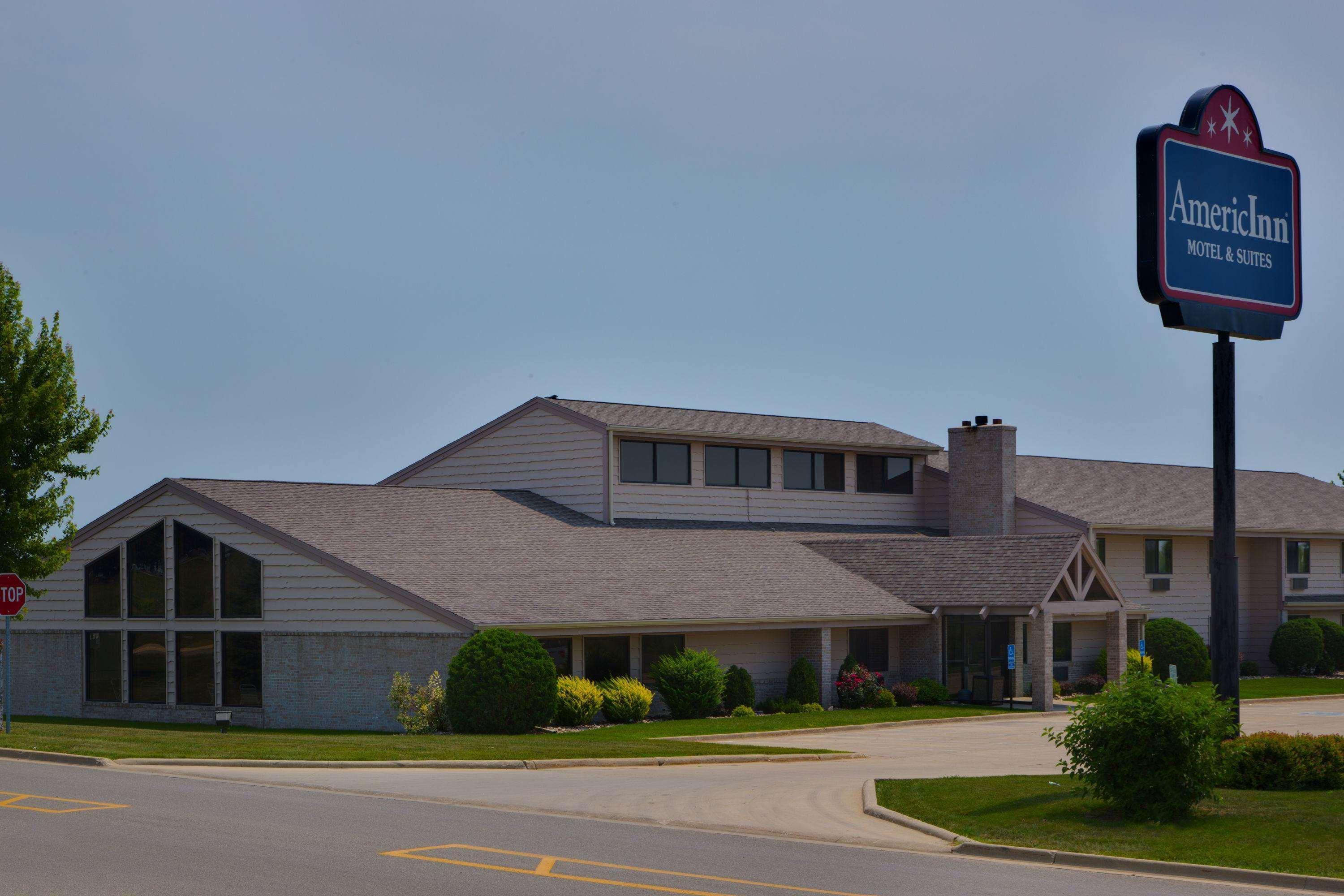 Americinn By Wyndham Grundy Center Buitenkant foto