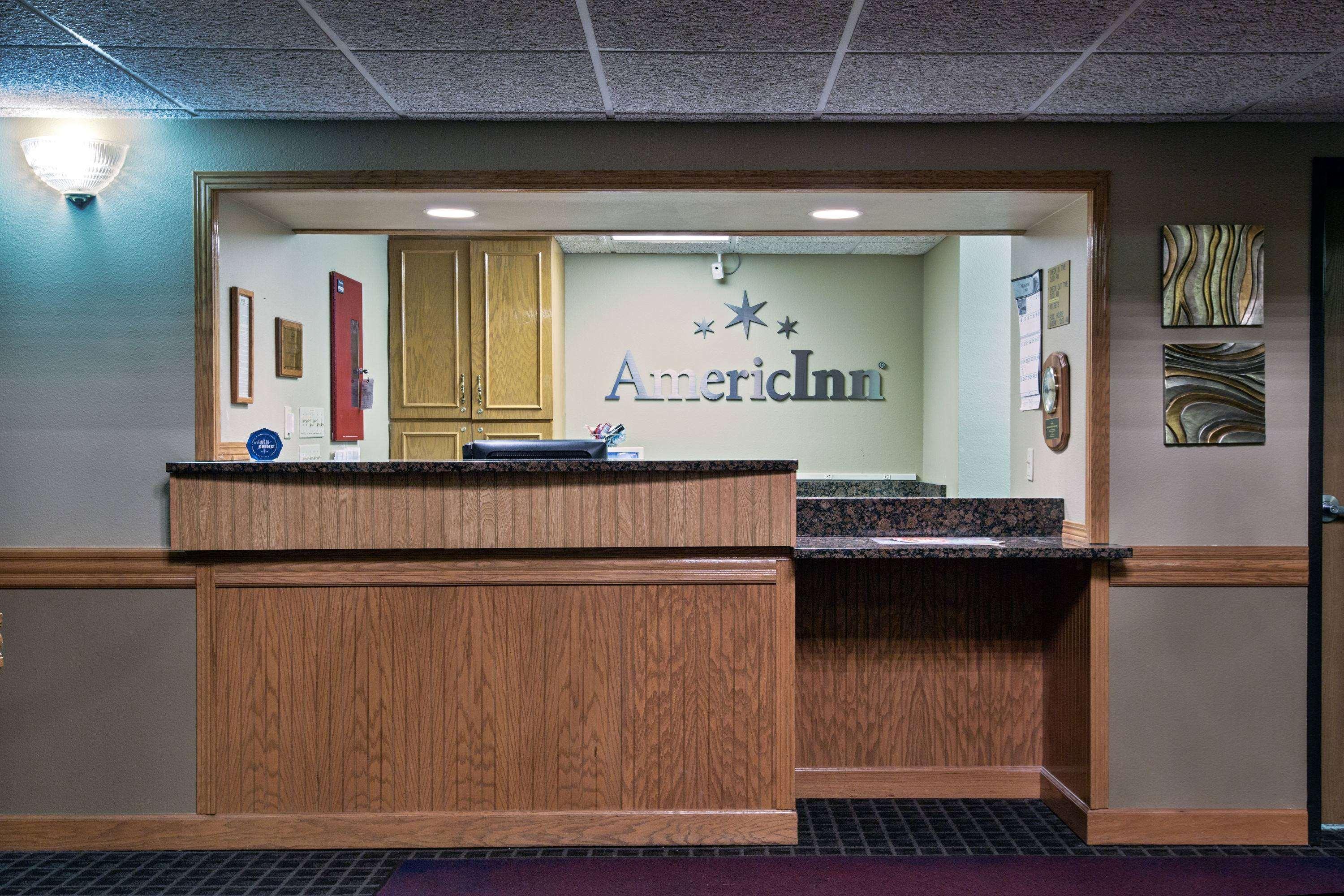 Americinn By Wyndham Grundy Center Buitenkant foto