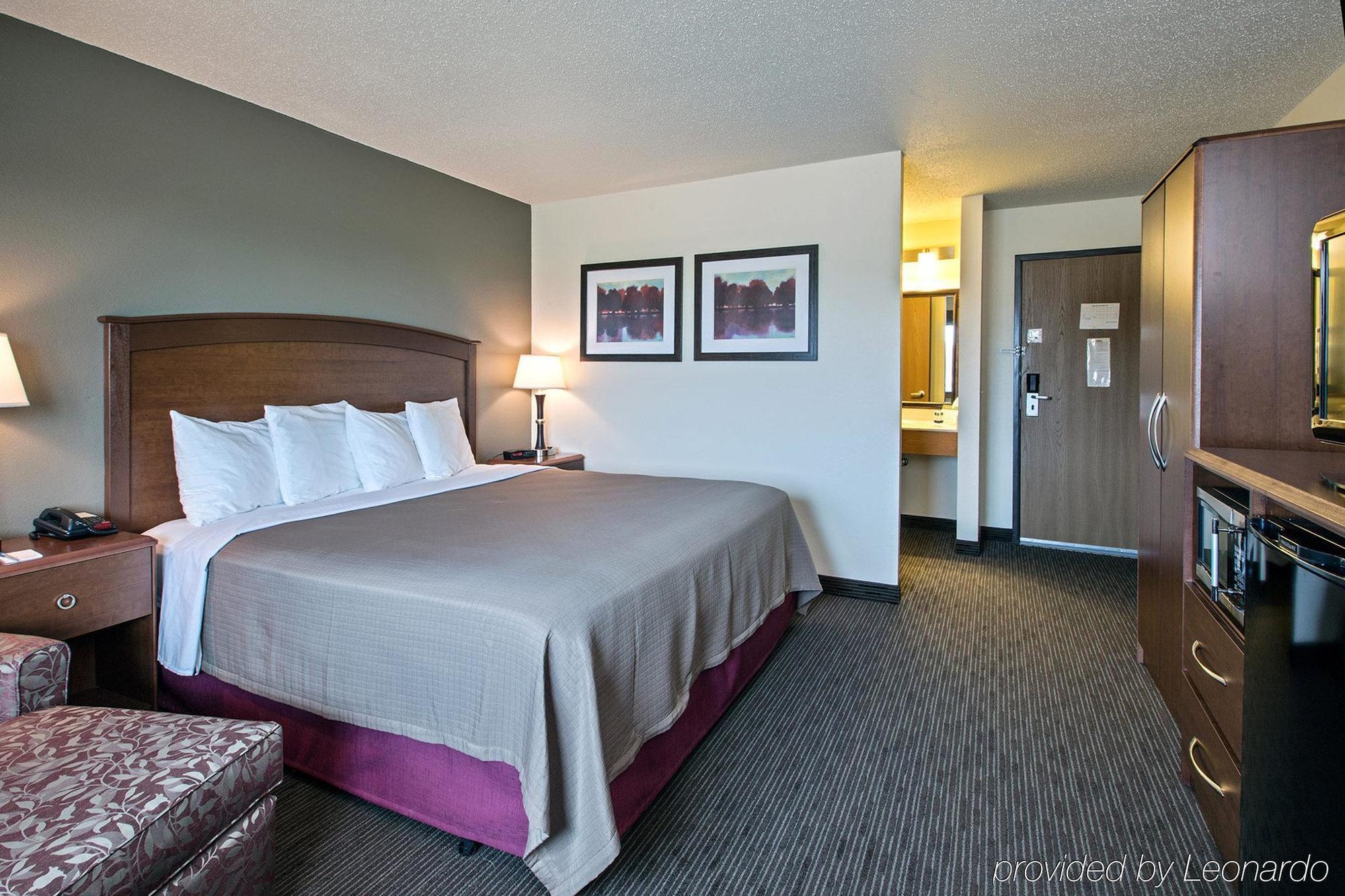 Americinn By Wyndham Grundy Center Buitenkant foto